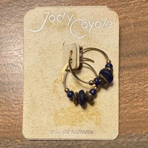 New Vintage Jody Coyote Gold and Blue Hoop Earrings Gold Filled